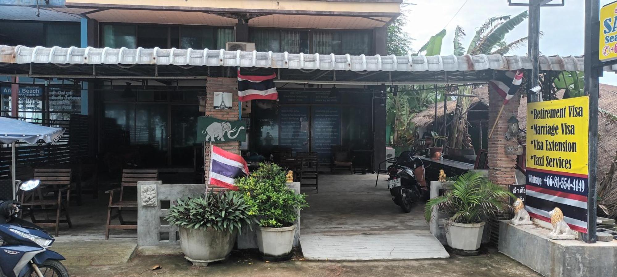 Sammy Seaview: Beachfront Golden Elephant at Mae Ramphueng Rayong Exterior photo